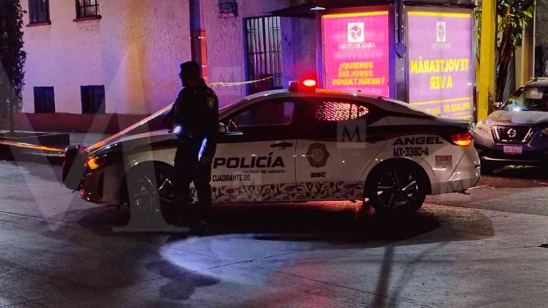 Los policías realizaron los cortes a la circulación y solicitaron apoyo médico.