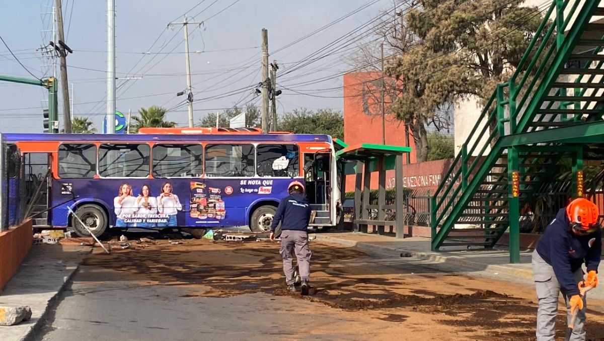 El único lesionado fue el conductor, quie fue trasladado a la Clínica 4. Édgar Plata