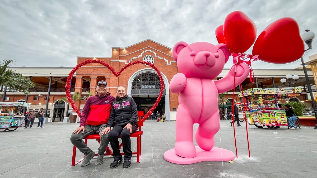¿Dónde se encuentran las decoraciones gigantes por San Valentín en Tampico?