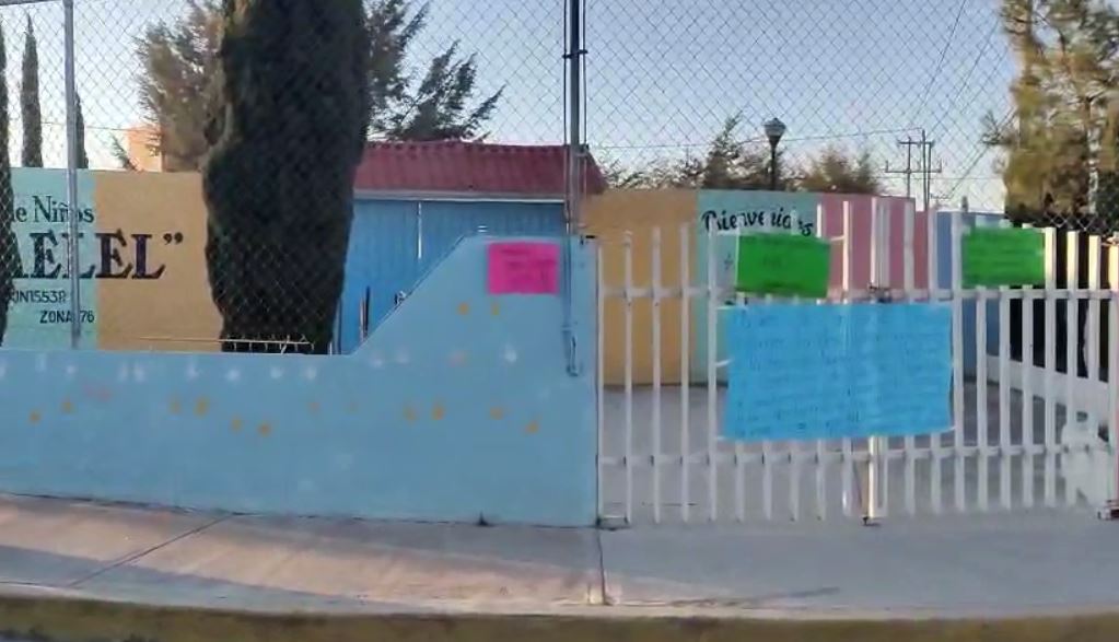 Manifestación en jardín de niños Tlacaelel. (Guadalupe Trejo)