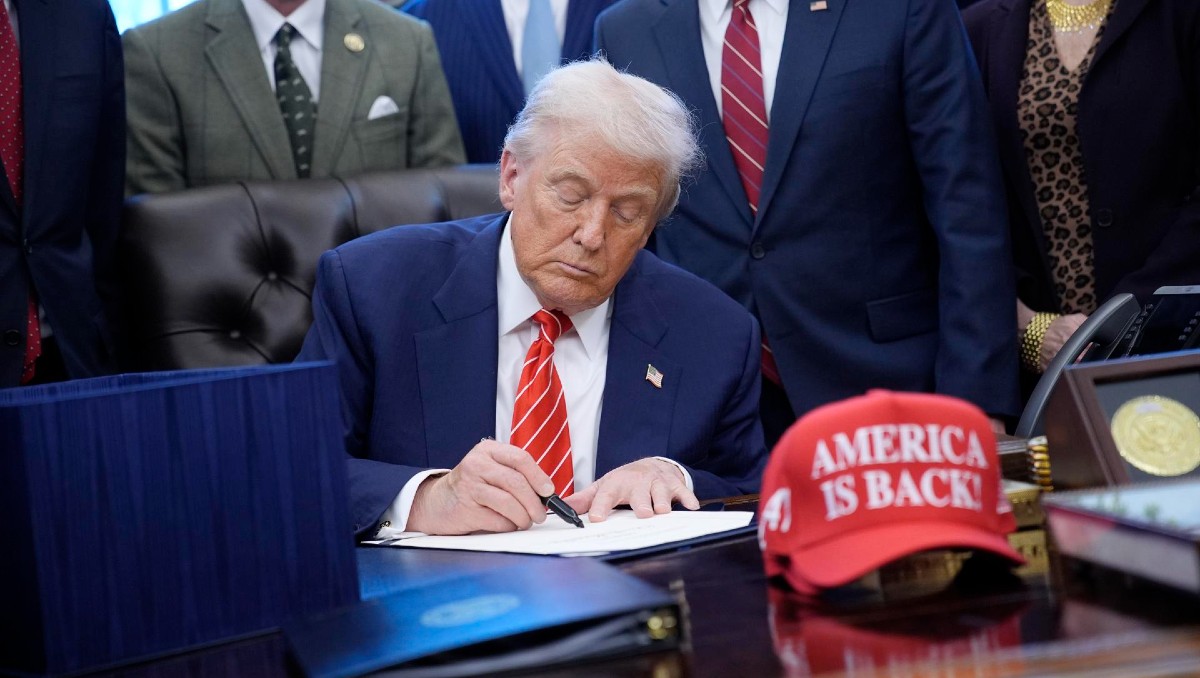 El presidente Donald Trump afirmó el jueves que estaban cerca de llegar a un acuerdo con los demócratas . | EFE