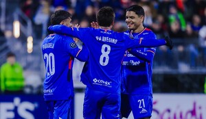 Cruz Azul tiene un pie y medio en la siguiente fase de la Concacaf Champions Cup al golear a Vancouver FC en la ida de la Primera Ronda