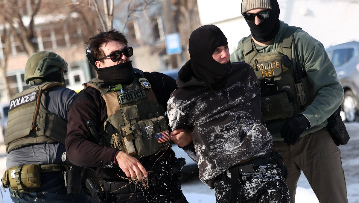 EU detiene a más de 4 mil inmigrantes durante operativos en Minneapolis