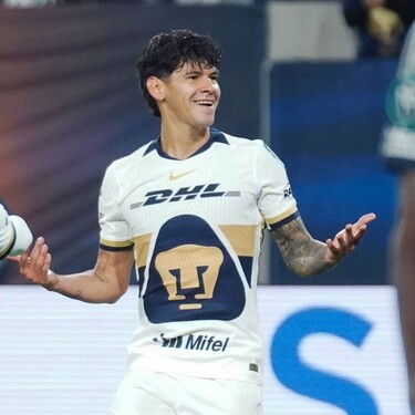 Robert Morales anota golazo de chilena con Pumas en Concachampions