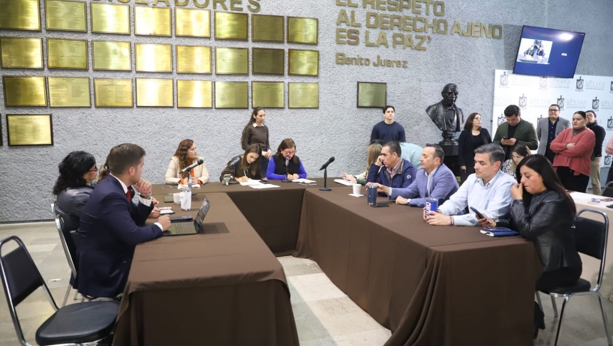 La Comisión de Presupuesto sesionó durante la mañana del jueves. Luis Guerra