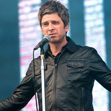 Esto será un tributo a su legado en Manchester tras el fenómeno mundial de la vuelta de Oasis junto a su hermano Liam.