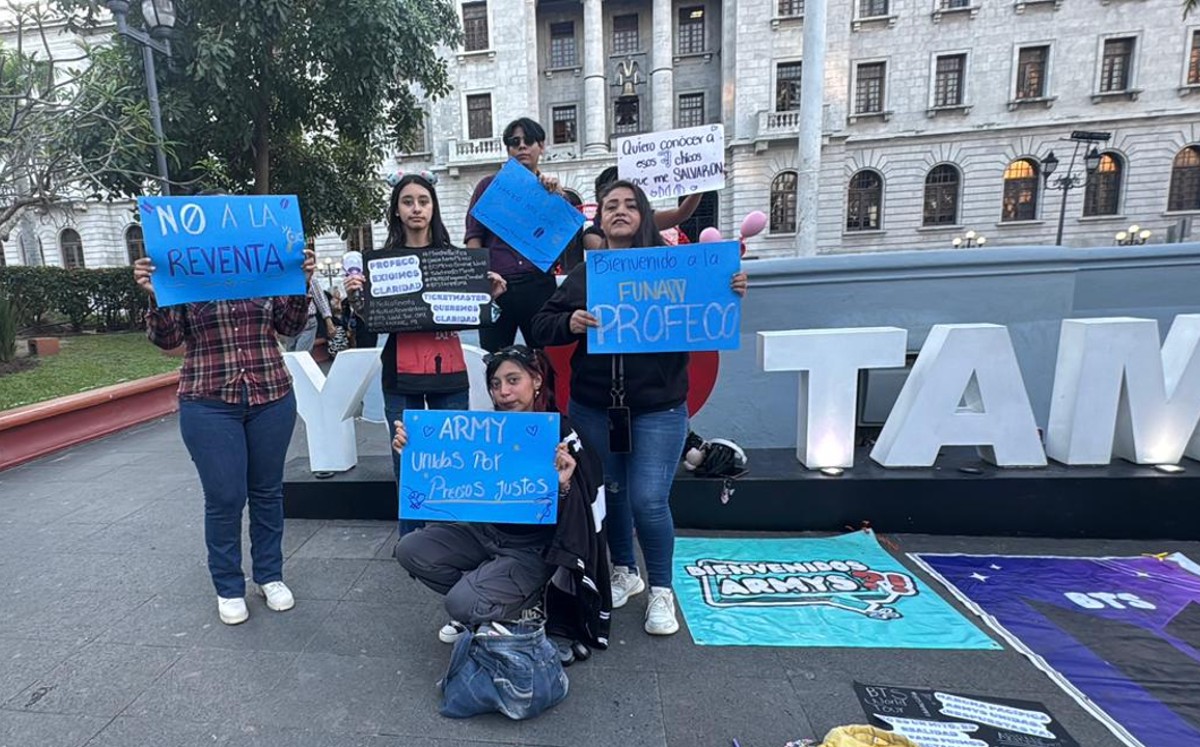 Protesta ARMY en la zona centro de Tampico. | Mario Juárez