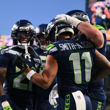 El Dr Sergio Valera Hernández habló sobre las construcciones de las masculinidades en la NFL y el futbol americano, a través de la guerra y el capitalismo