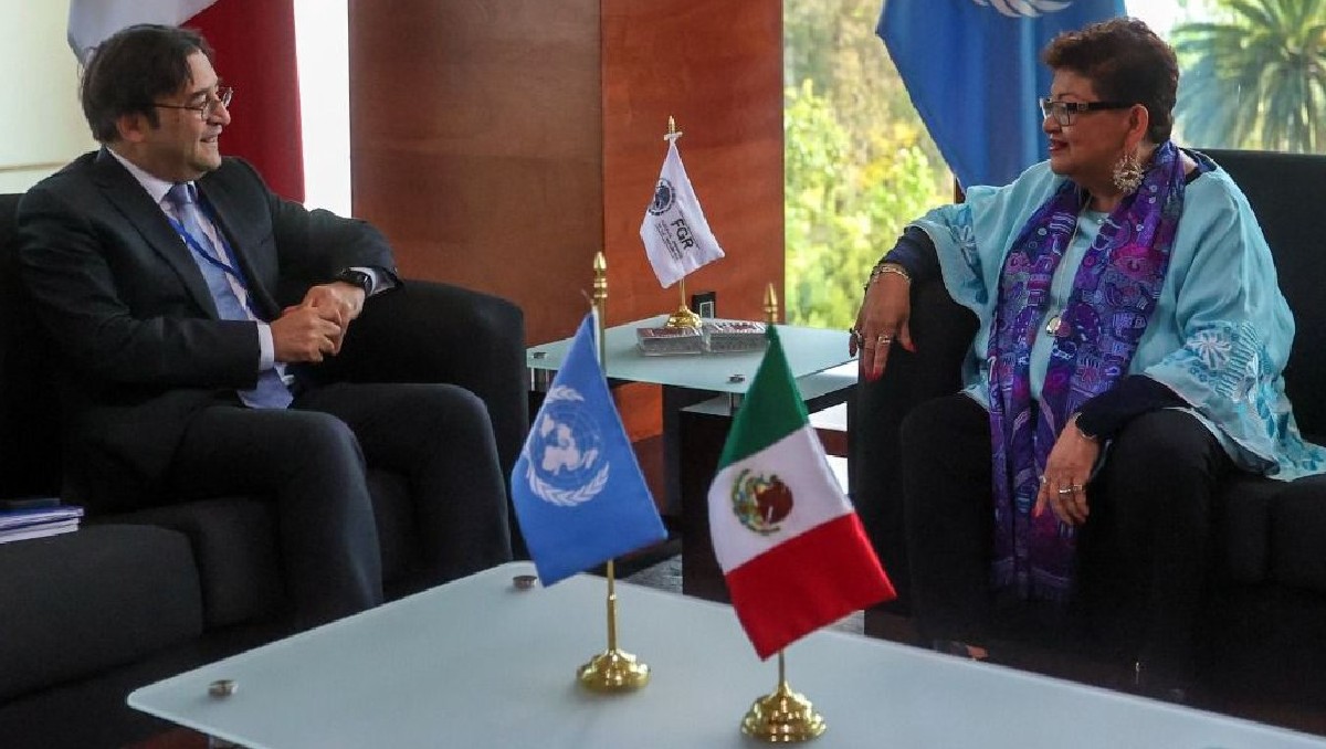 Ernestina Godoy se reunió con Humberto Henderson. | Especial