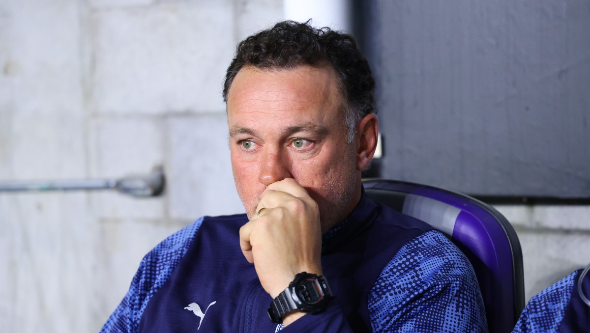 Gabriel Milito confirma una sensible baja en Chivas para el Clásico Nacional (Imago7)