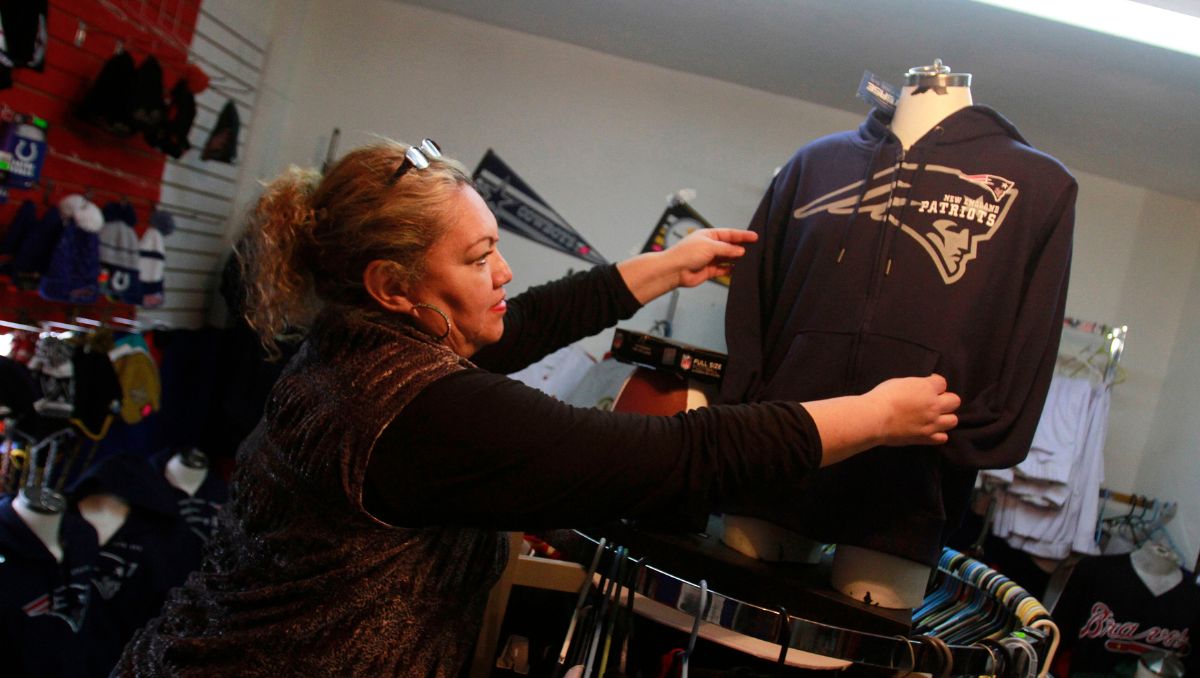 El gusto por el futbol americano en Nuevo León está arraigado con una fuerte fanaticada .Roberto Alanís