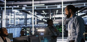 Pequeños reactores nucleares buscan energía estable para la IA