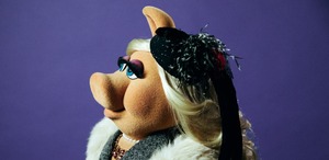 The New York Times afirmaba que “el rango emocional de Miss Piggy puede ser el más amplio de cualquier marioneta de la historia”. | NYT