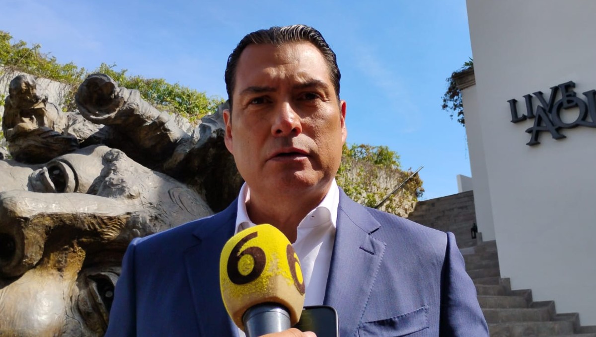 El alcalde de San Miguel de Allende solicitó a una comitiva de congresistas de Estados Unidos reconsiderar la alerta roja para no viajar a Guanajuato.