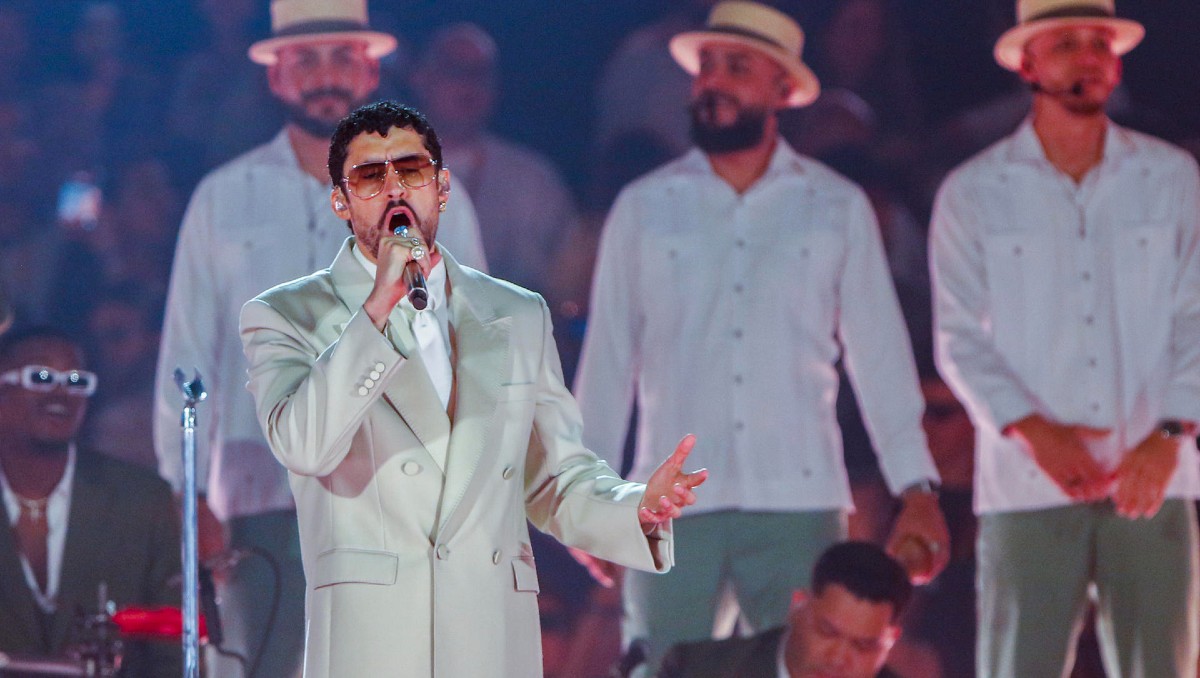 El puertorriqueño amenizará el evento de medio tiempo en el juego. | EFE