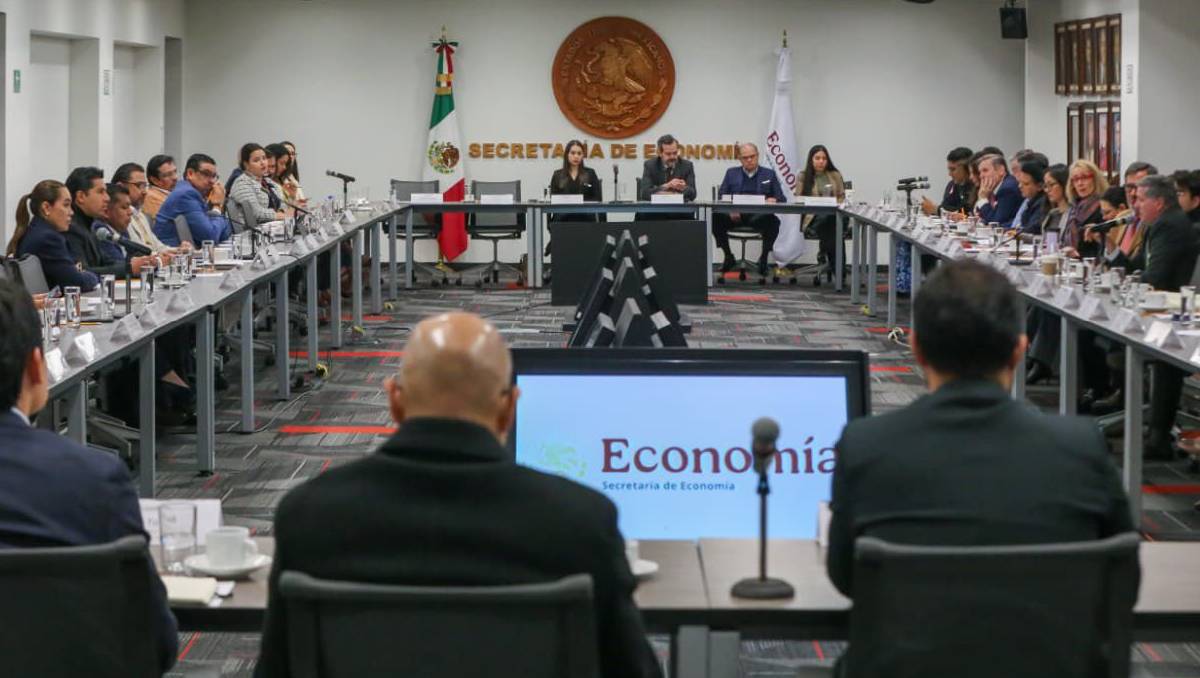 Economía va contra la piratería con decomisos, aduanas reforzadas y trazabilidad