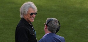 Jon Bon Jovi durante el Super Bowl 2026 de la NFL