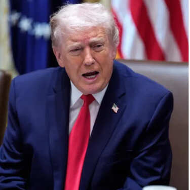 El presidente de Estados Unidos ha hecho público su rechazo hacia el cantante puertorriqueño. (AP | EFE)