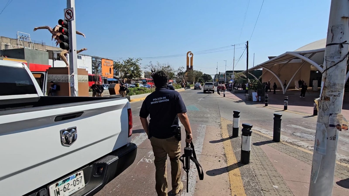 Elementos de la Fiscalía de Jalisco fueron atacados a balazos en Tonalá (Foto: Juan Carlos Munguía)