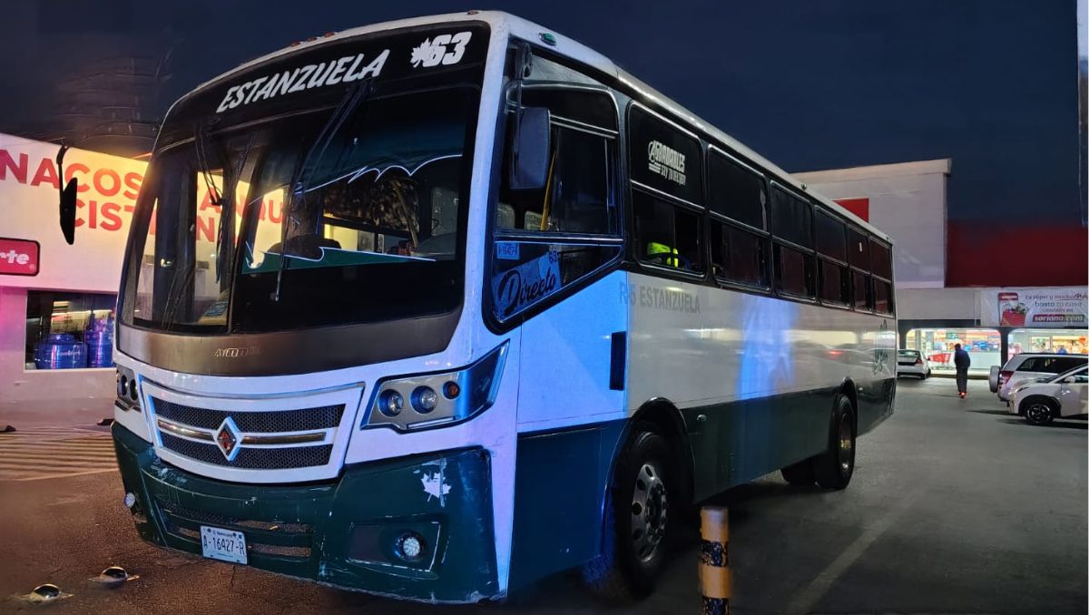 La unidad de transporte involucrada en el percance fue un camión número 63 de la Ruta Estanzuela. | Israel Santacruz