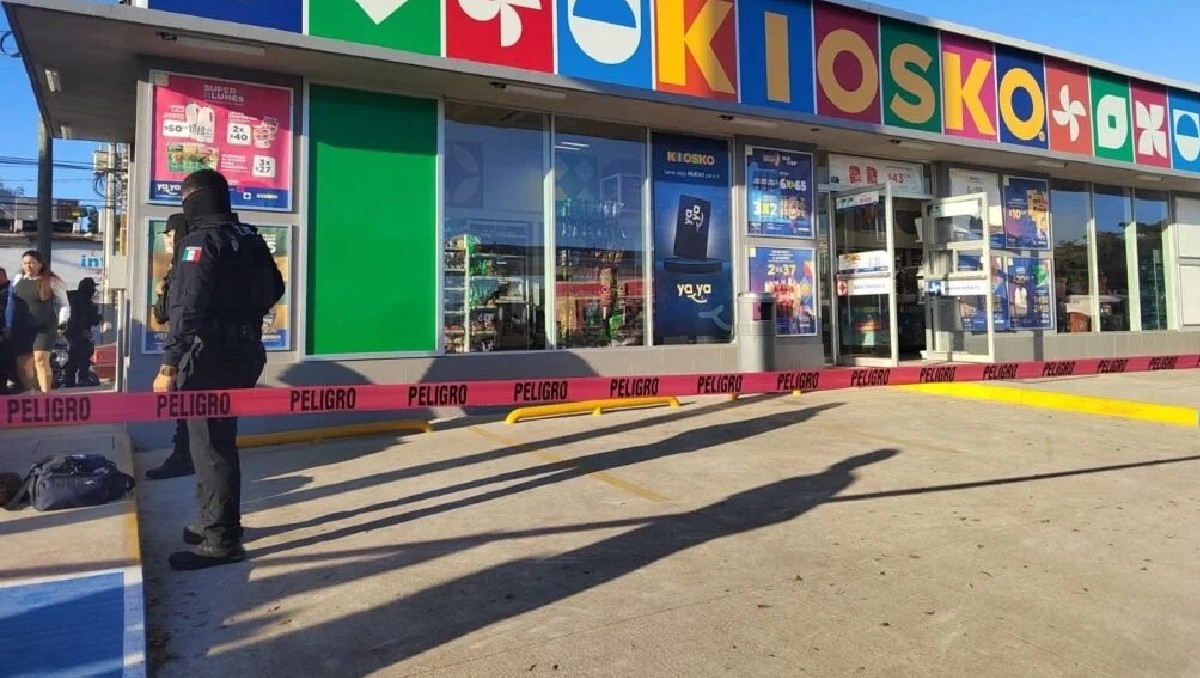 Mujer y menor de edad mueren por presunta intoxicación dentro de tienda en Ahome, Sinaloa