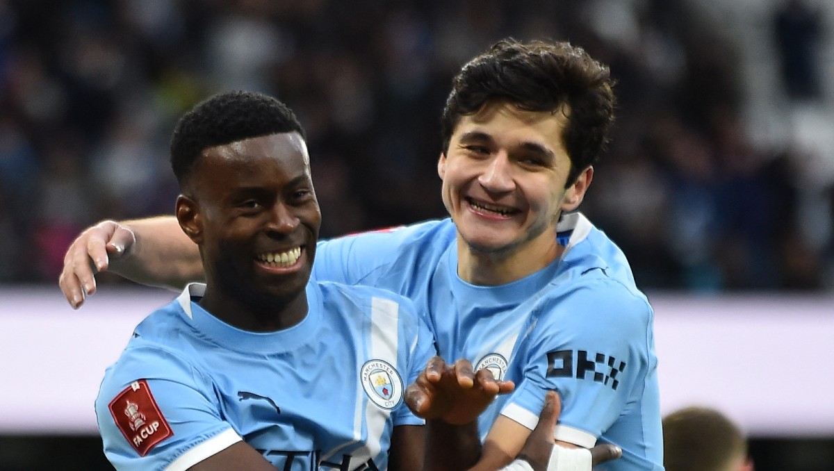 Manchester City avanza a octavos de FA Cup con gris victoria sobre Salford