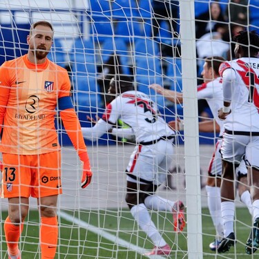 Rayo Vallecano vence y golea el Atlético de Madrid en la jornada 24 de LaLiga (EFE)