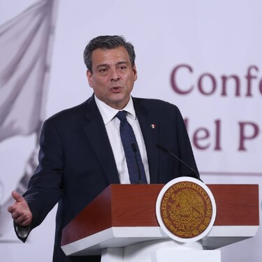 Mauricio Sulaimán, presidente del Consejo Mundial de Boxeo, durante la Mañanera el Pueblo.