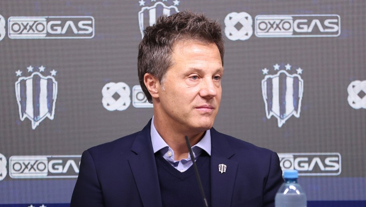 Noriega respalda a Torrent: "Tenemos plantel para competir y ser campeones"