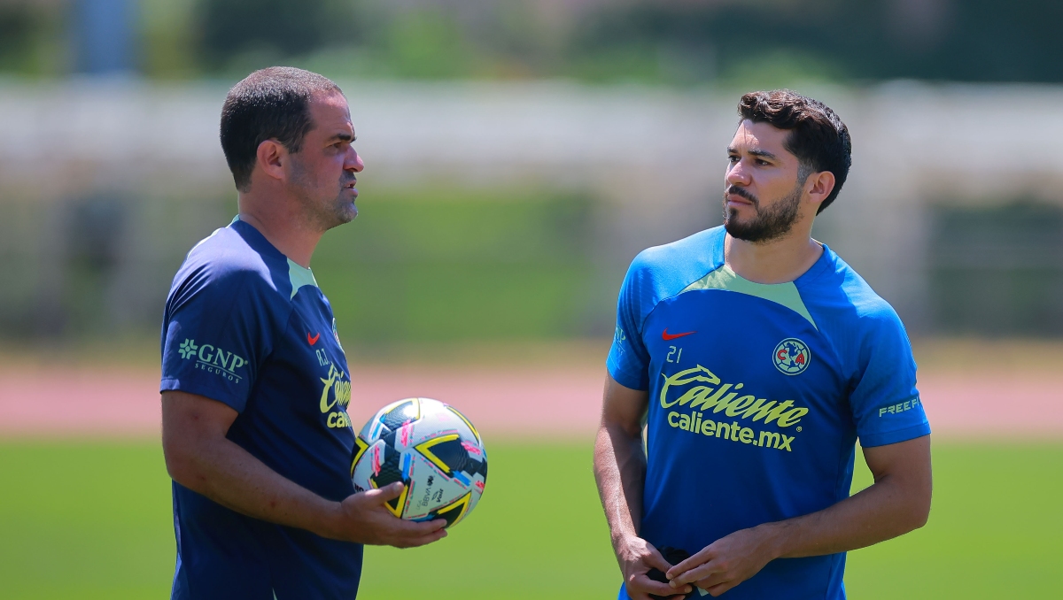 Jardine desmiente ruptura con Henry Martín y lo confirma como su capitán: "Mientras yo esté aquí, va a seguir siendo el líder"