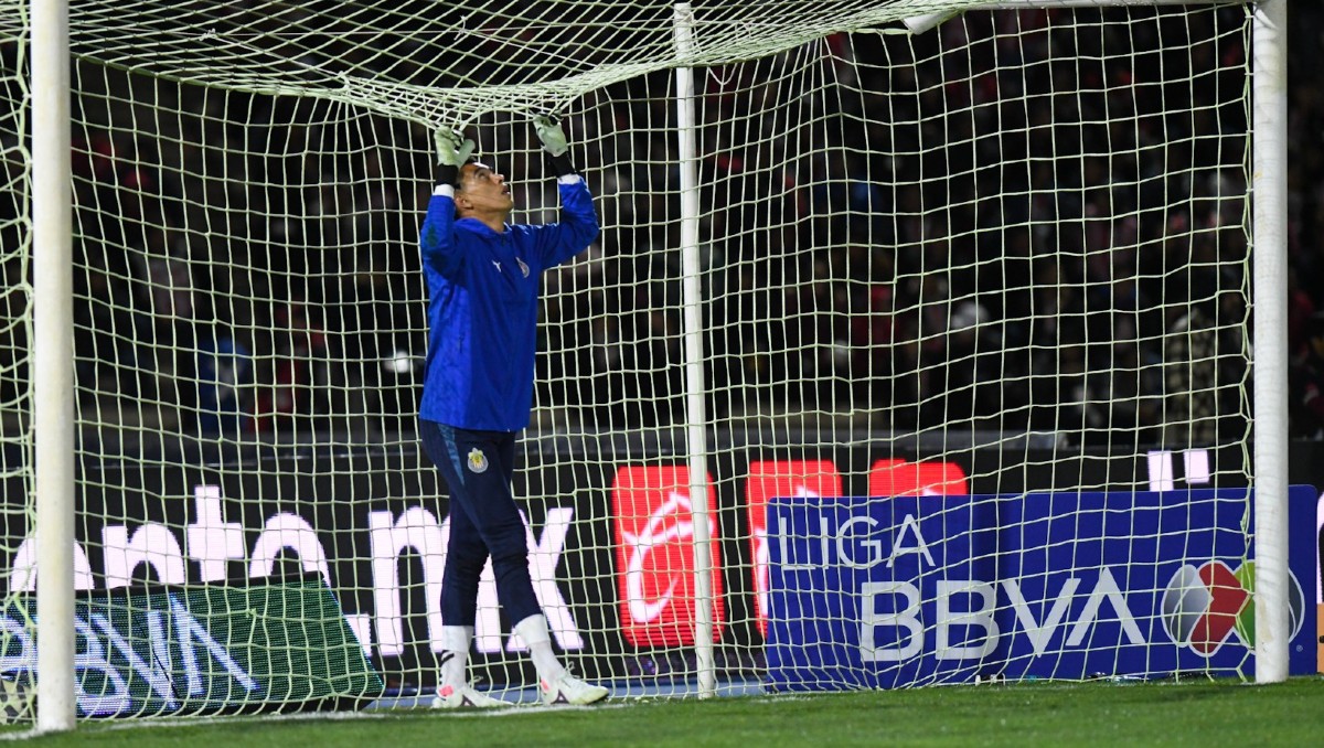 Tala Rangel ha desarrollado carrera como portero de Chivas (Imago7)