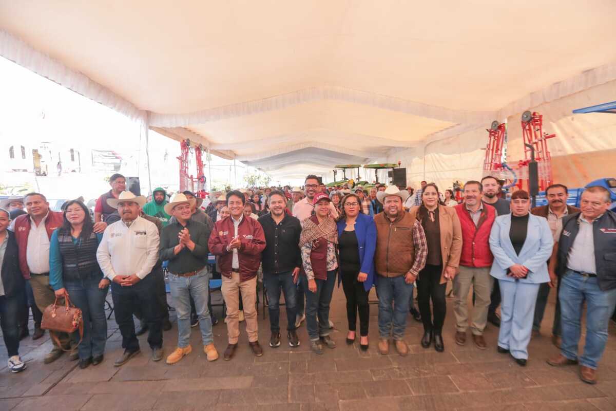 La administración municipal también mantiene la expedición de constancias para productores. | Foto: Especial