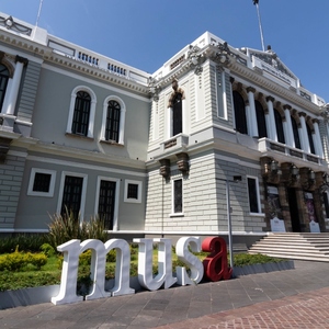 El Museo de las Artes de la UdeG opera 14 salas expositivas, una biblioteca y un patio de usos múltiples, siempre con la misión de educar a través del arte
