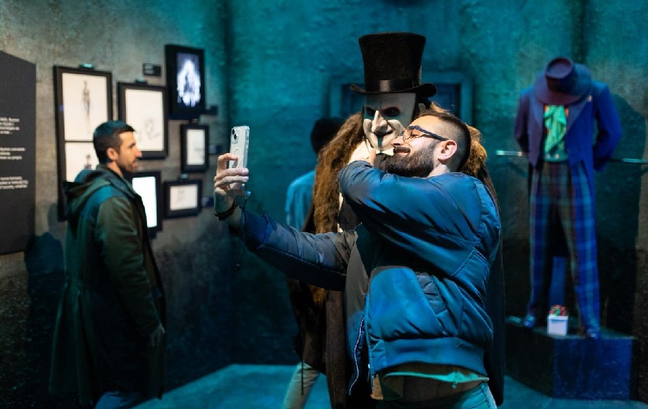 El staff tendrá la oportunidad de trabajar dentro del gran mundo de 'El Laberinto de Tim Burton'. | Especial