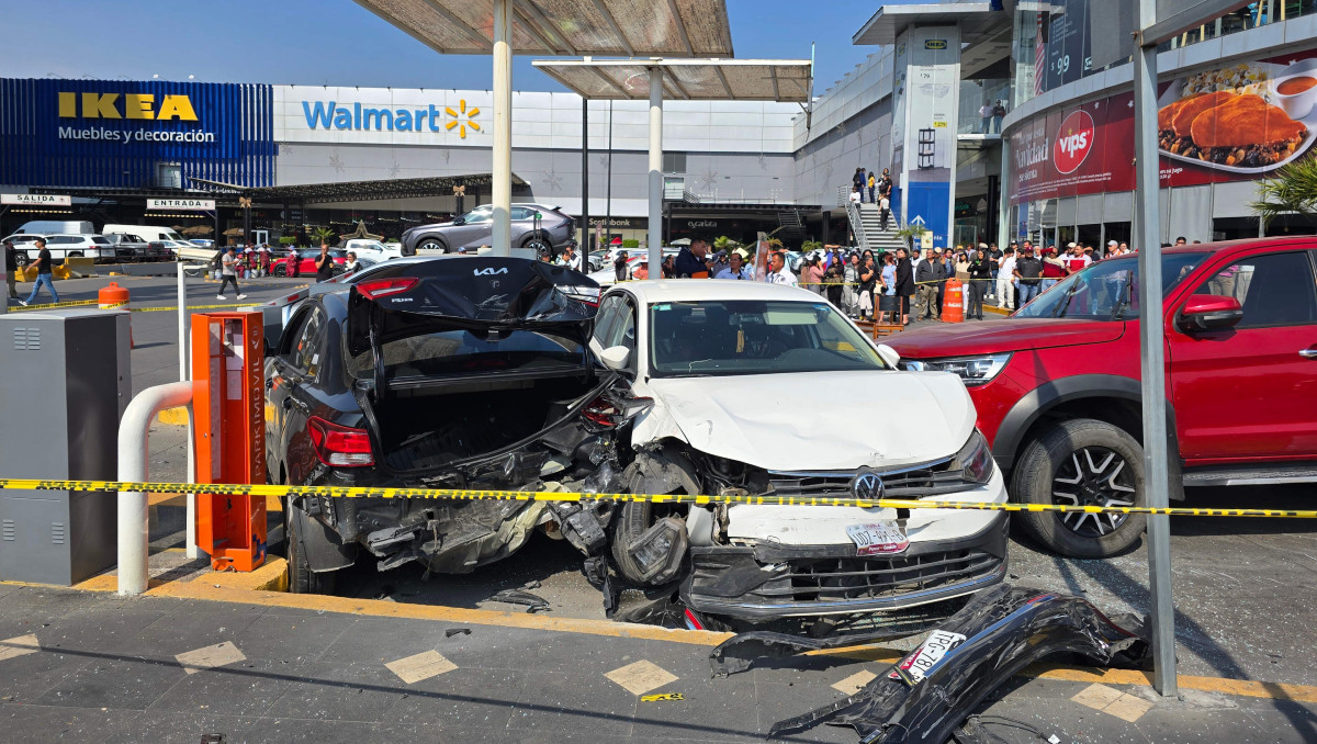 Accidente en Plaza Vía San Ángel deja al menos dos muertos y cinco heridos | Agencia Es Imagen