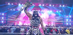 Penta es campeón Intercontinental de la WWE tras vencer a Dominik Mysterio