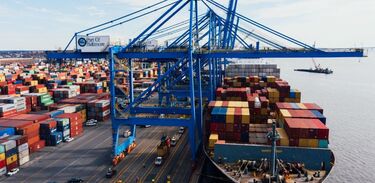 Empresas instaladas en Nuevo León ya buscan reubicar proveedores, aunque reconocen que desarrollar producción de chips y electrónicos avanzados tomará años.