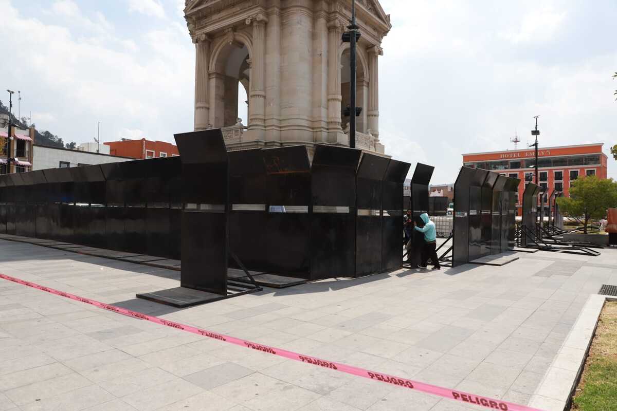 Cercan el Reloj Monumental de Pachuca. (Jorge Sánchez)