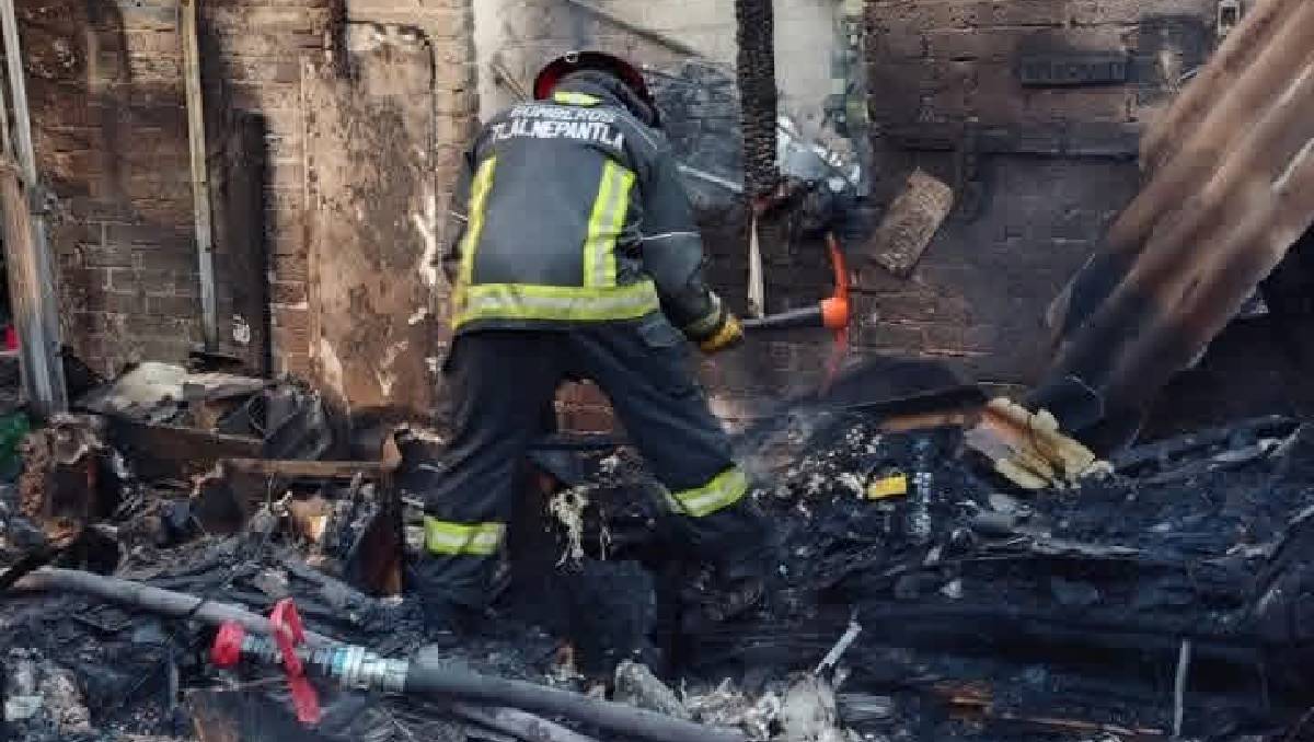Los cuerpos fueron localizados durante las labores de remoción de escombros. Foto: (Especial)