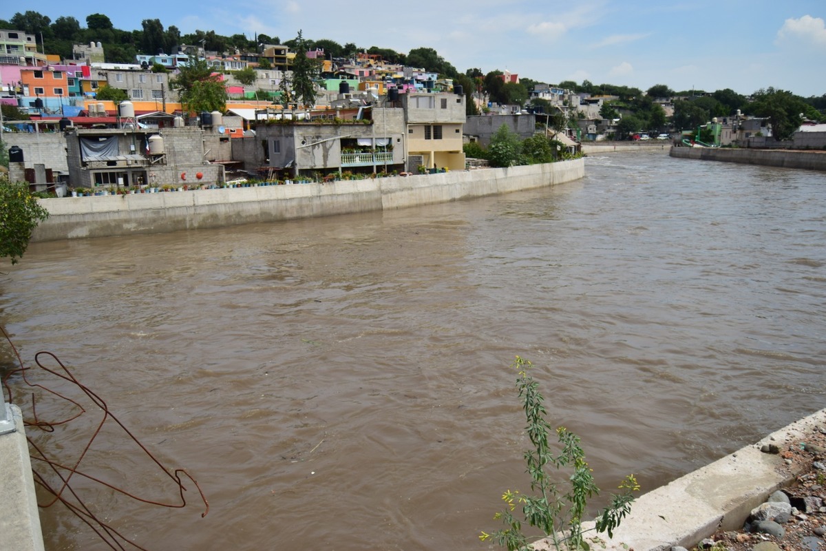 Damnificados señalan descargas del Valle de México como principal fuente de contaminación del río Tula