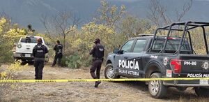 Madre encuentra restos de su hijo desaparecido en Salinas Victoria, NL