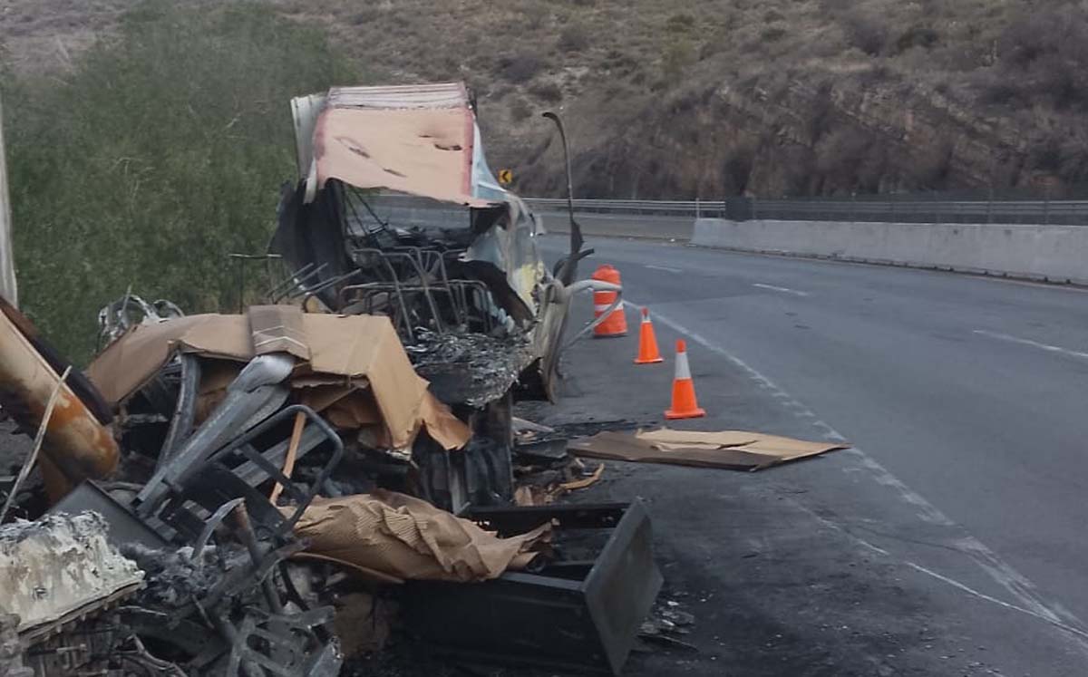 Restablecen circulación en Los Chorros. | Foto: Especial