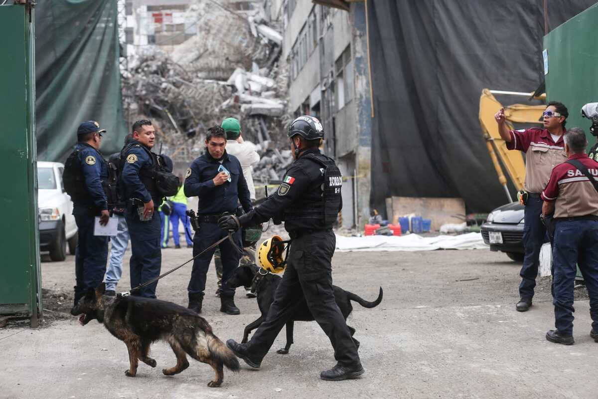 Derrumbe San Antonio Abad. | Araceli López