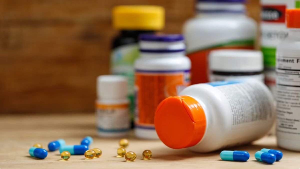 Un ensayo clínico reciente encontró que los multivitamínicos podrían reducir el ritmo del envejecimiento biológico, pero los resultados siguen generando debate.