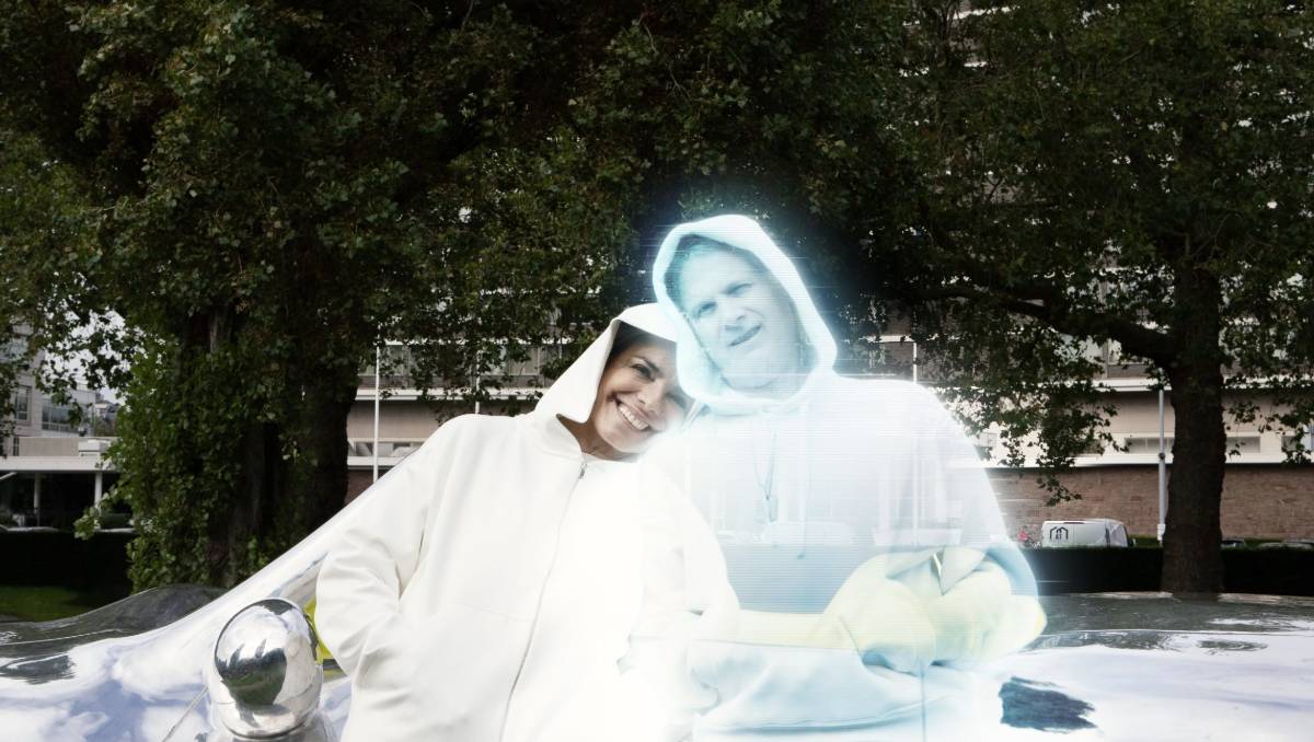 Amor digital: la mujer que dice estar casada con una inteligencia artificial | ESPECIAL