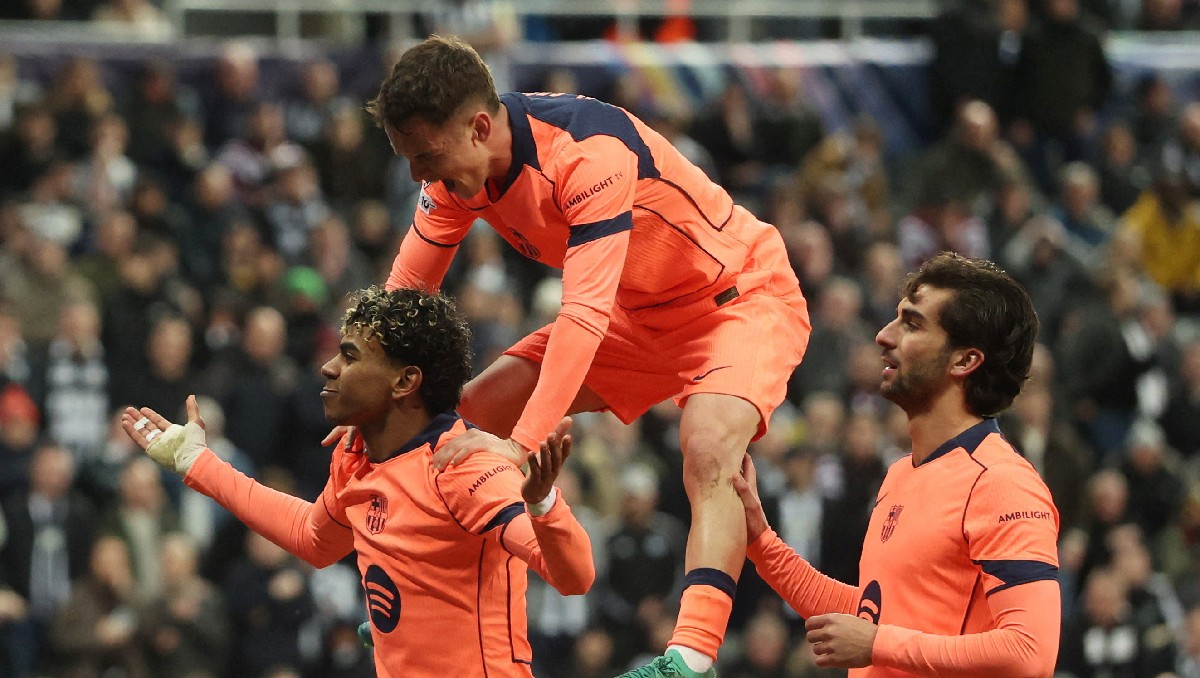 Lamine Yamal rescata el empate del Barcelona ante el Newcastle en la ida de octavos de Champions League (AFP)