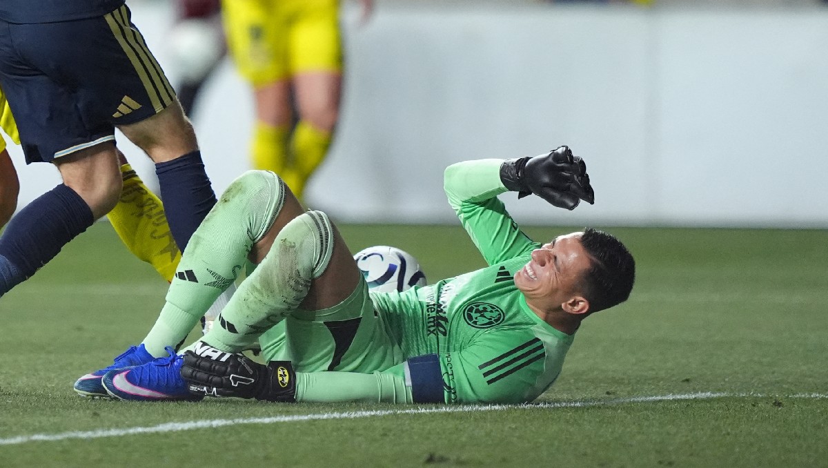 Luis Malagón sale lesionado del partido de América ante Philadelphia en la Concachampions 2026 (Reuters)