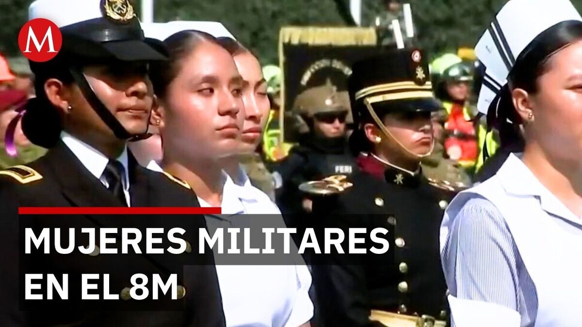 Mujeres de las Fuerzas Armadas mexicanas homenaje en el Día Internacional de la Mujer
