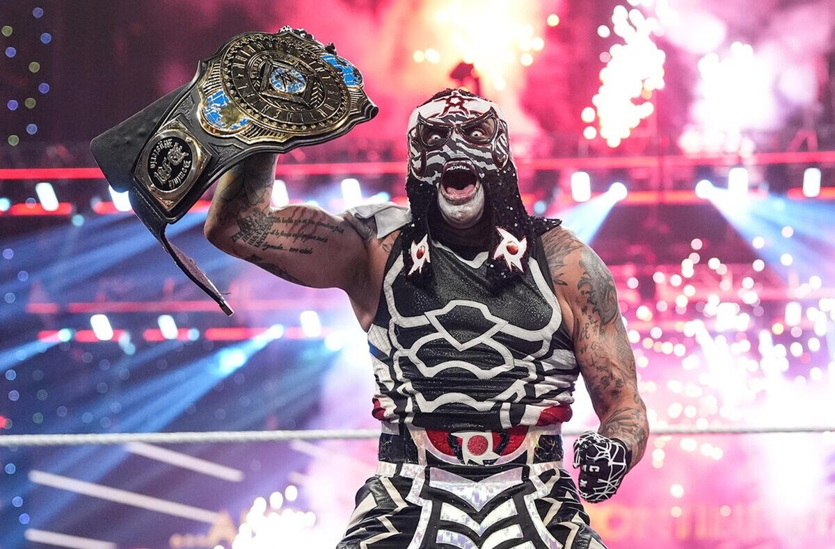 Penta Zero Miedo, campeón Intercontinental de la WWE (Cortesía WWE)