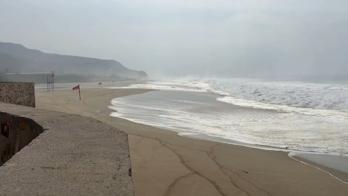 En algunos casos las olas alcanzan los cinco metros de altura. | Especial